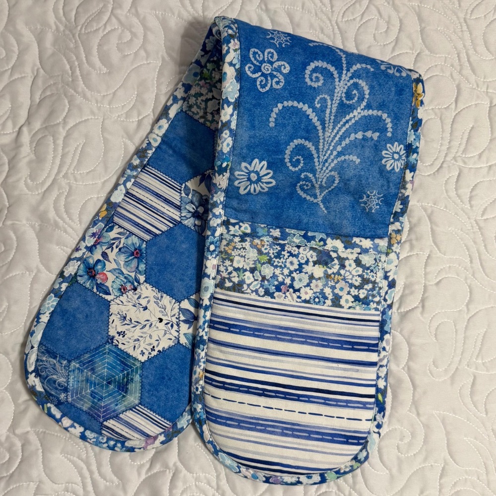 Maison d' Hermine Double Oven Mitt Blue New Summer Blues Patchwork Excellent